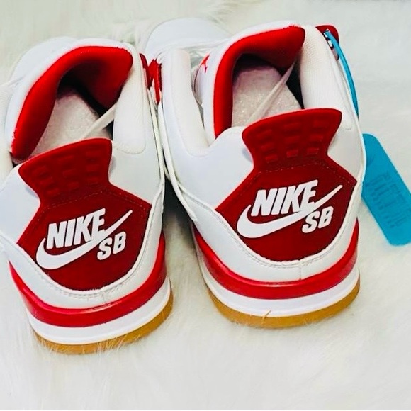 Nike White and Red Athletic Shoes - Picture 2 of 3